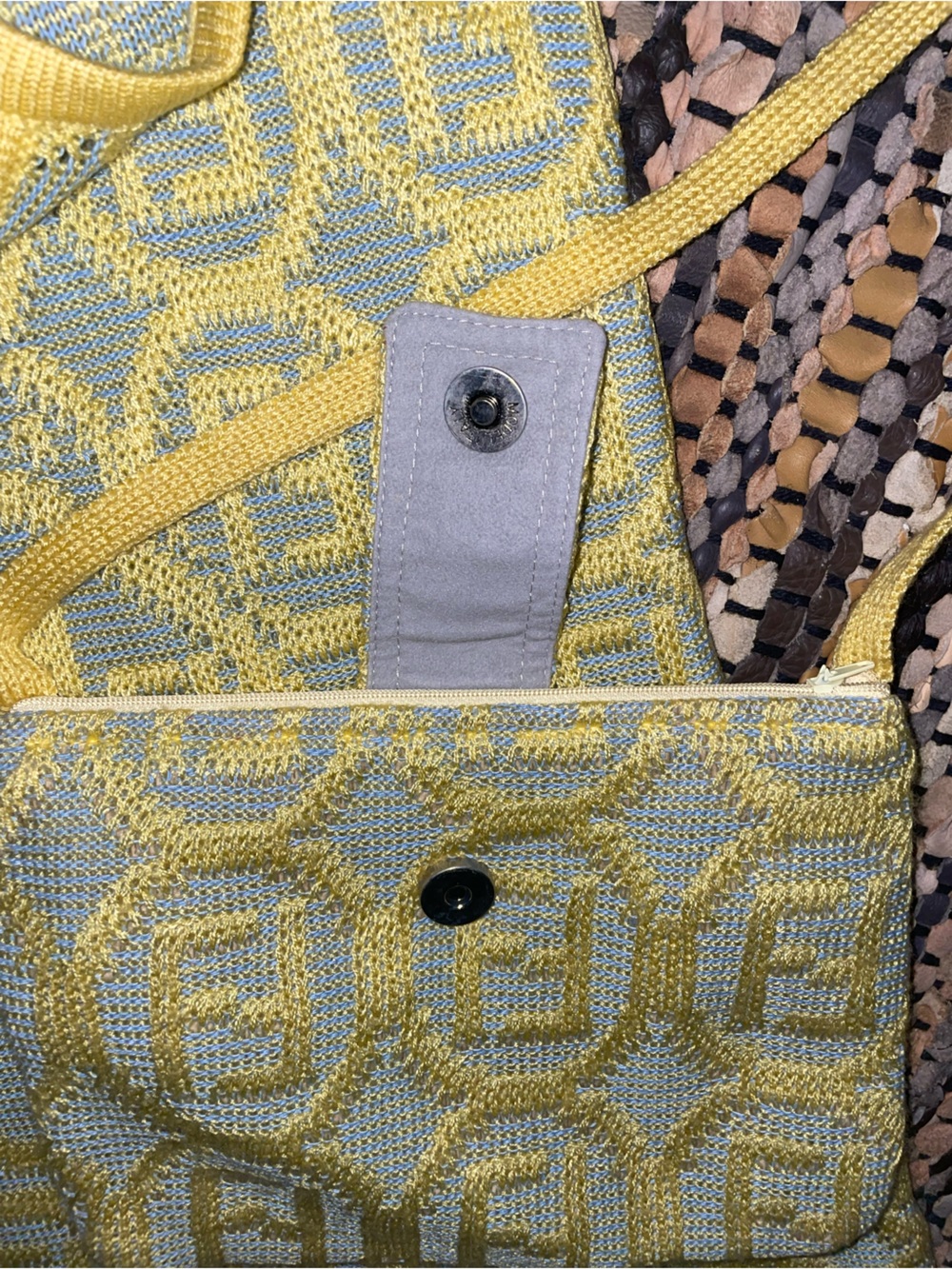Vintage Fendi knit dress and matching bag - Picture 4 of 4